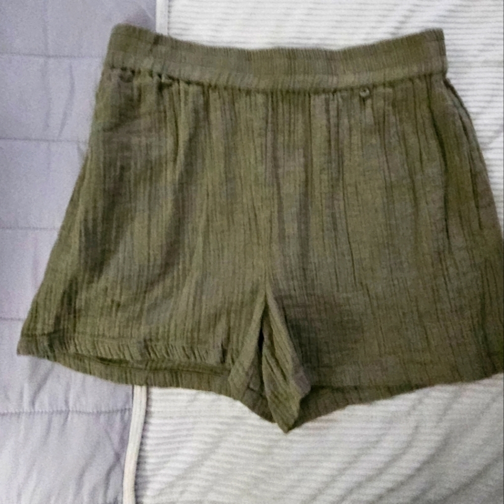 French Laundry Olive Green Women's Shorts Size L